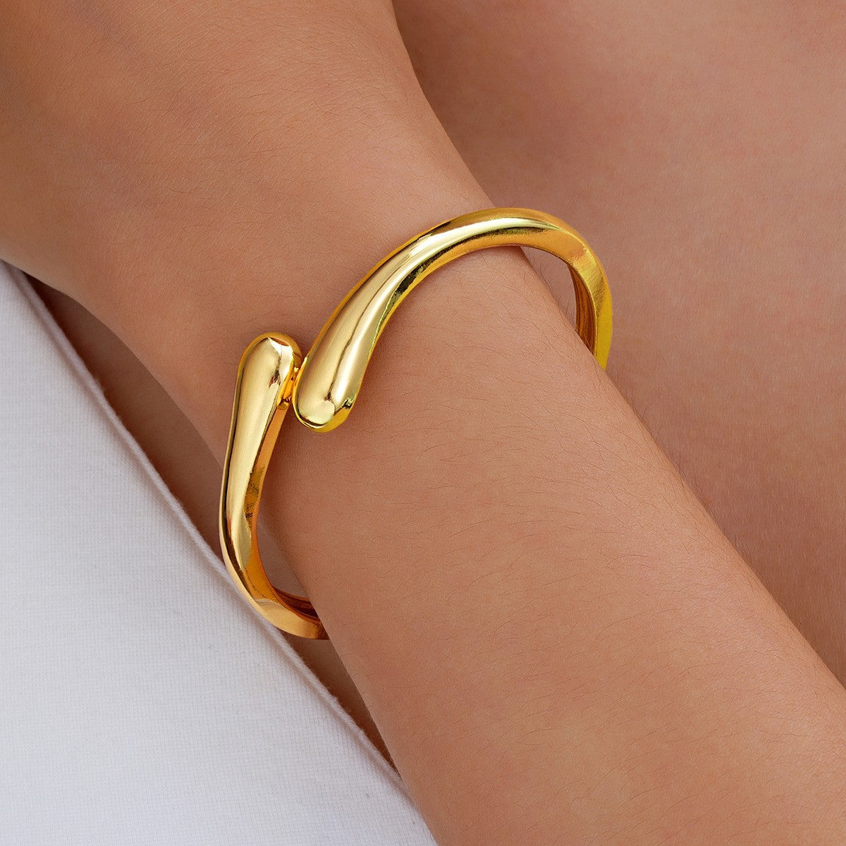 Wholesale Vintage multi-layered diamond pattern bracelet